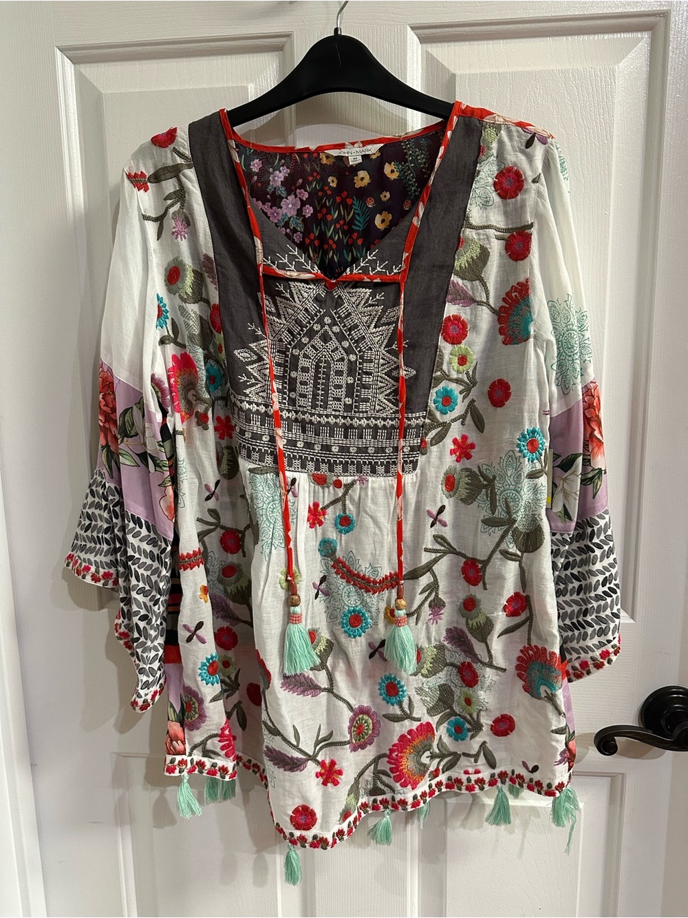 John Mark Embroidered Floral Boho Tunic Top - White with Multicolor Accents NWT